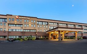 Best Western Plus Reading Inn & Suites